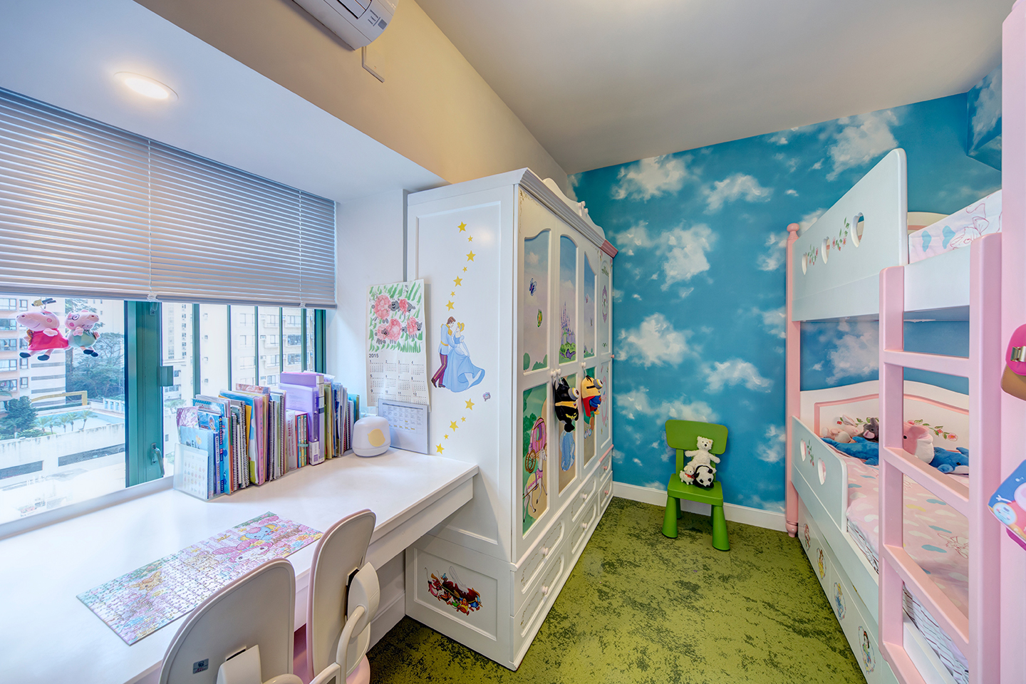 Robinson Place - Daughter Bedroom